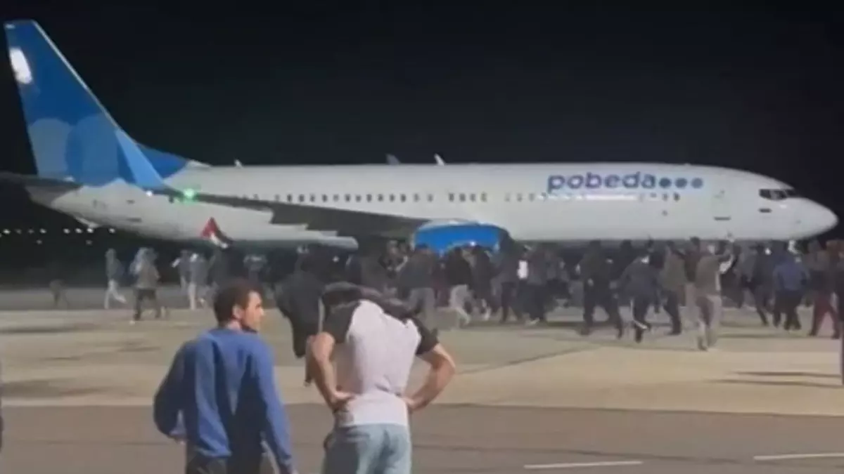 Chaos à l'aéroport du Daghestan : une foule en furie à la recherche de citoyens israéliens