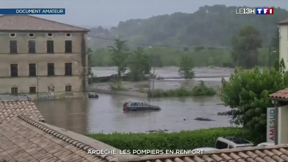 Inondations et glissements de terrain en Ardèche