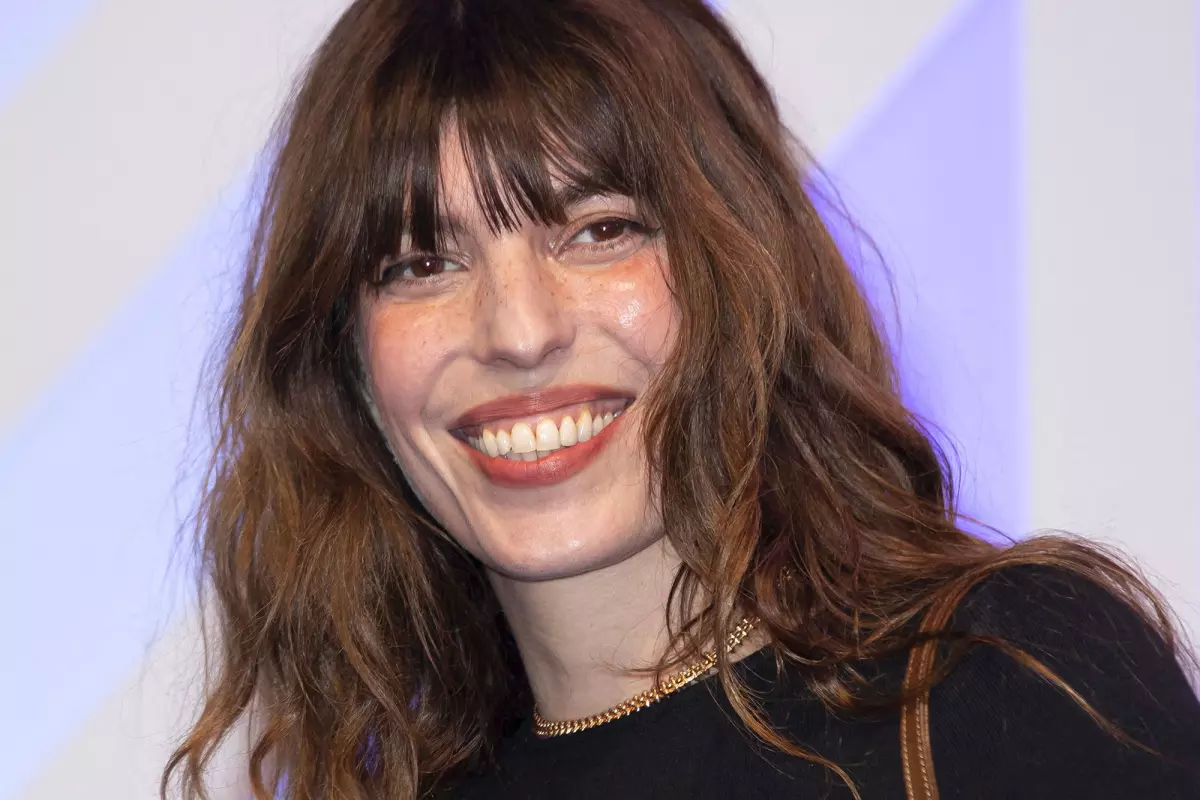 Lou Doillon en deuil : un autre membre de sa famille disparaît