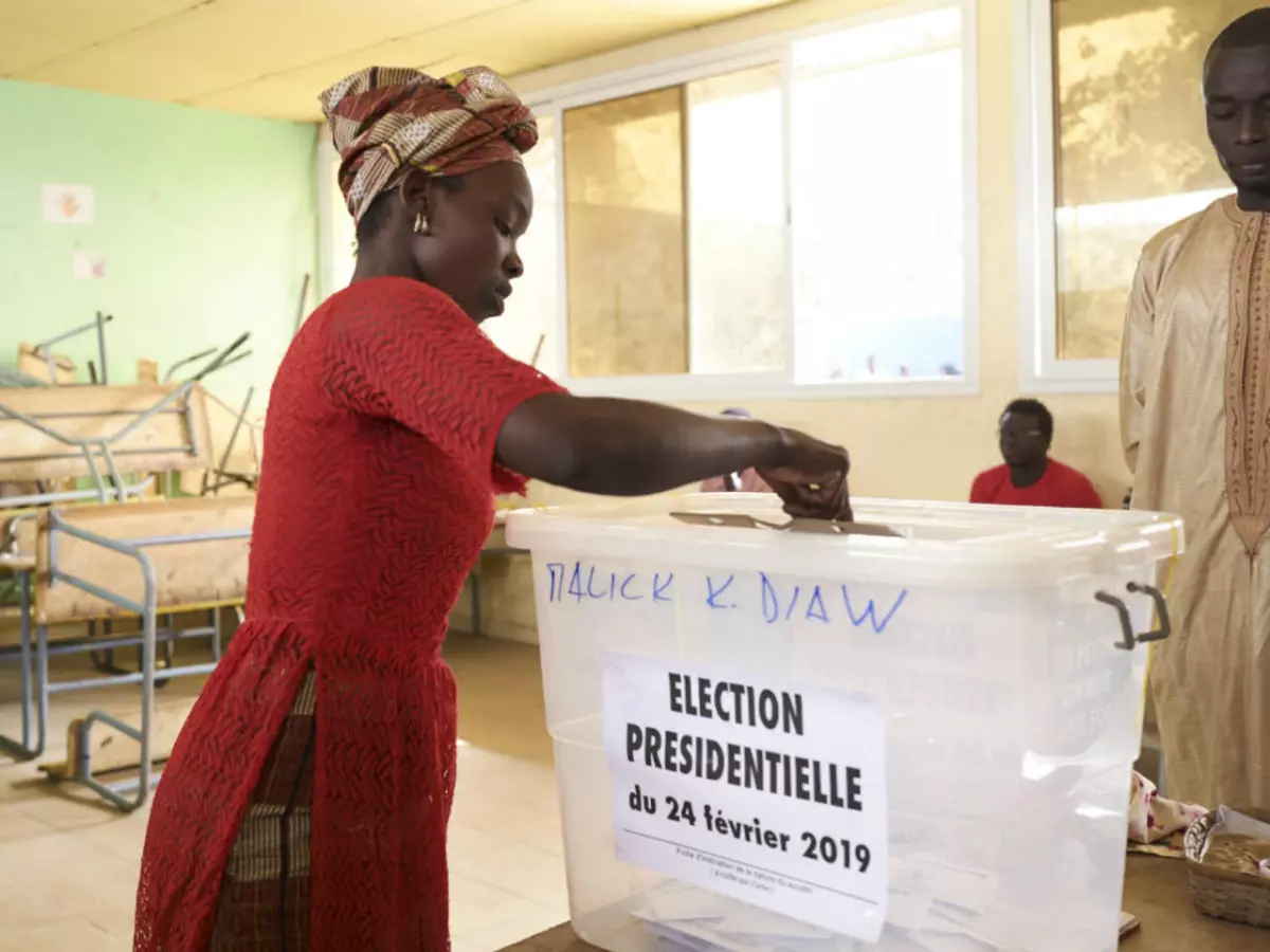 Macky Sall annonce son départ le 2 avril : la présidentielle sénégalaise reportée