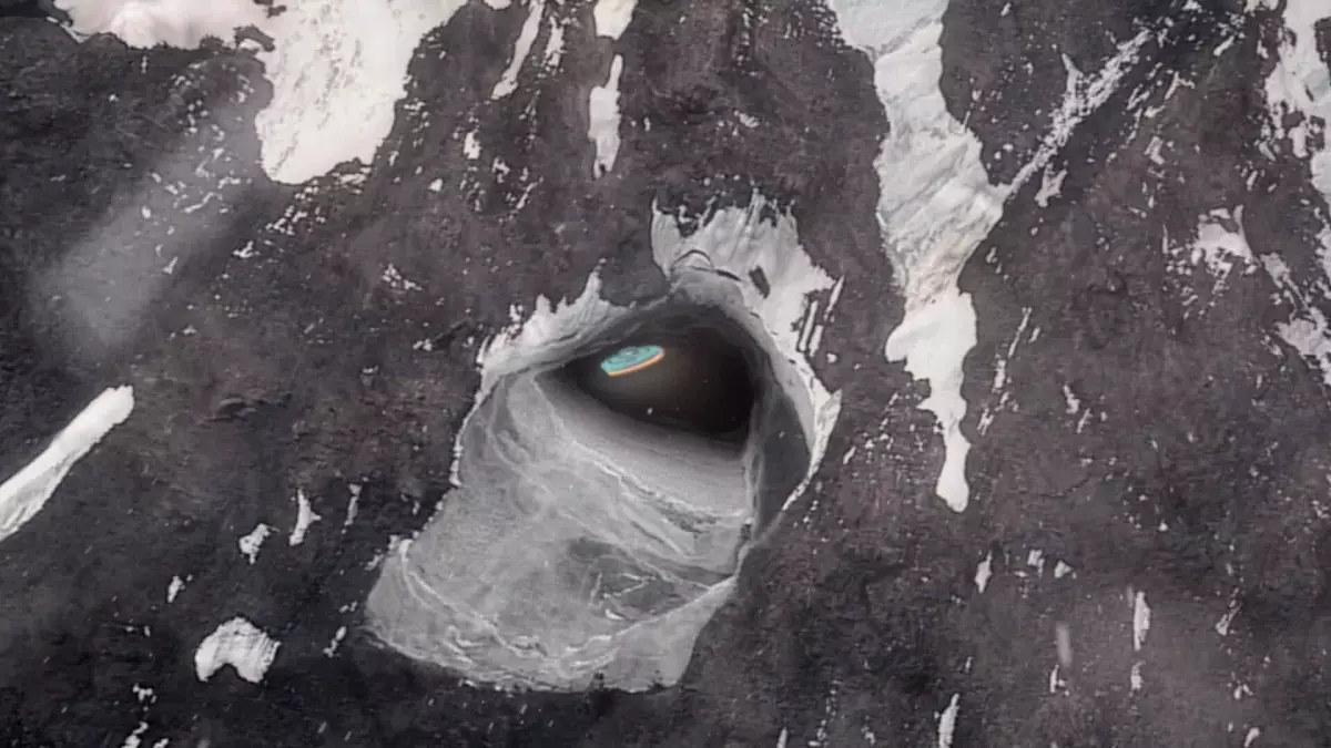 Révélations sur les découvertes d'OVNIS en Antarctique