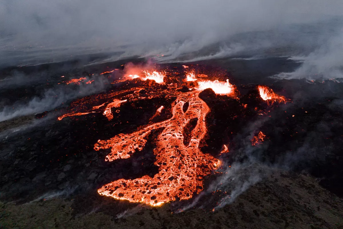 Une éruption volcanique imminente en Islande suscite l'inquiétude