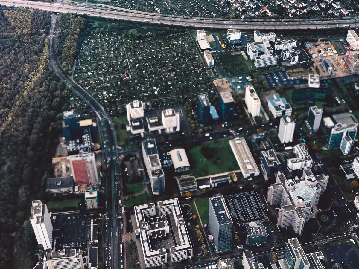drone prise de vue aérienne paysage urbain